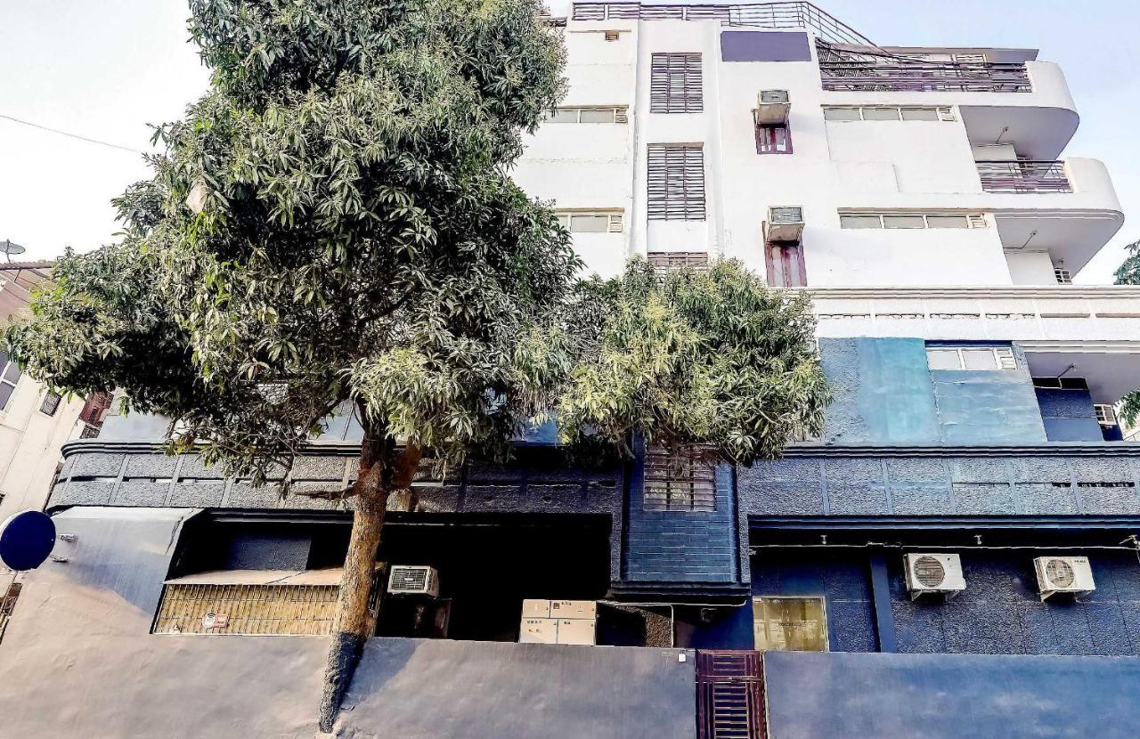 Collection O 71756 Hotel Silver Arrow Near Pacific Mall Tagore Garden Delhi  Eksteriør billede